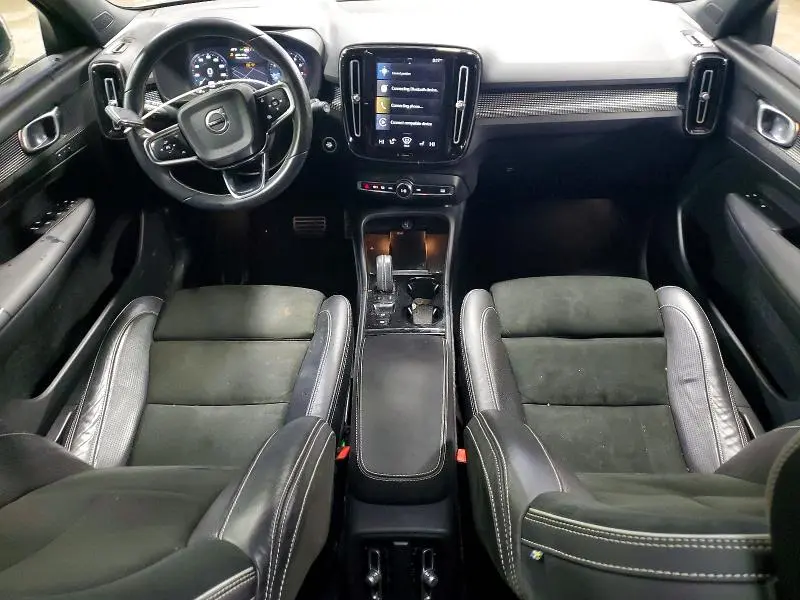 2021 VOLVO XC40 T5 R-DESIGN  
