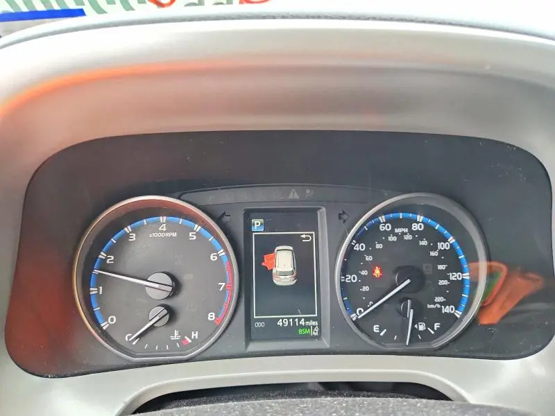 2018 TOYOTA RAV4 XLE  