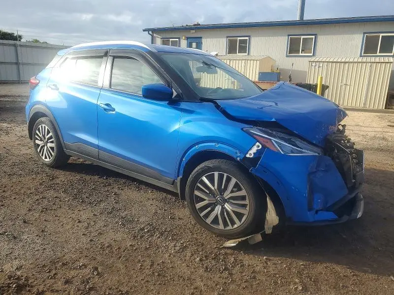 2023 NISSAN KICKS SV  