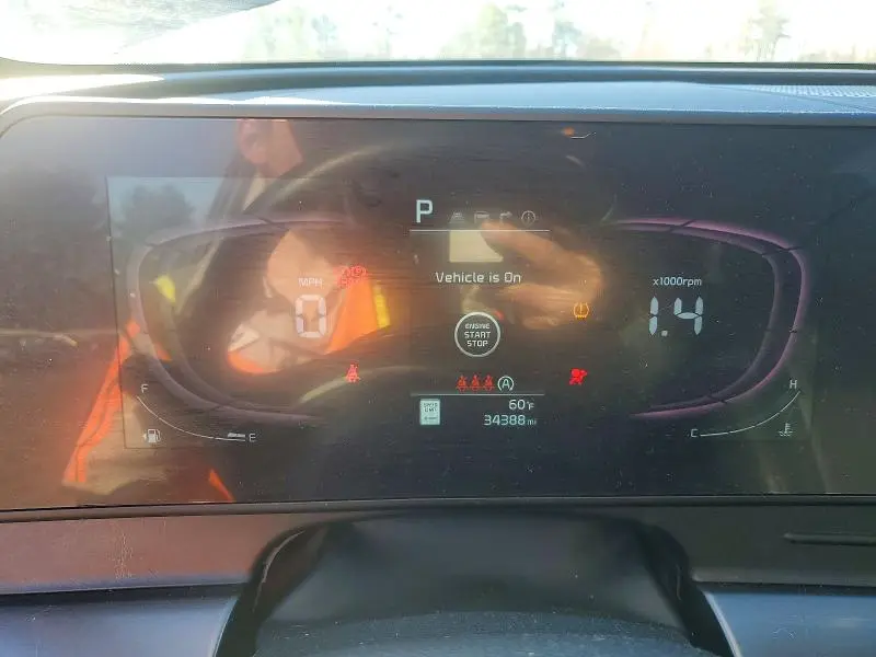 2023 KIA SPORTAGE EX  