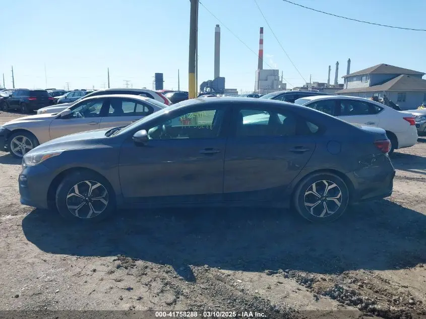 2019 KIA FORTE LXS