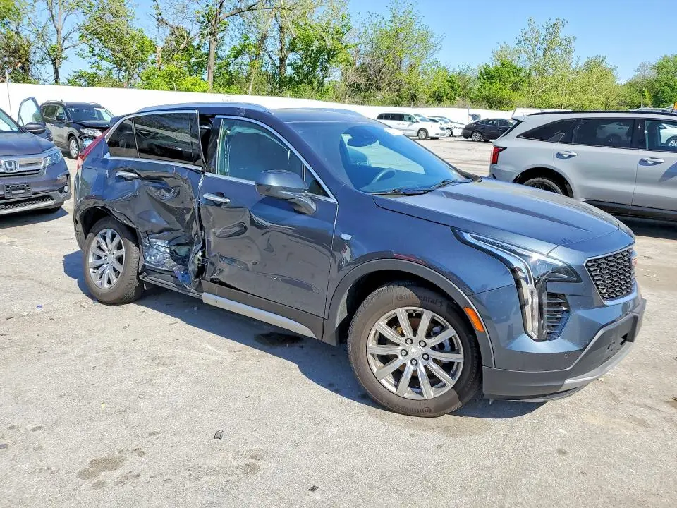 2019 CADILLAC XT4 PREMIUM LUXURY  