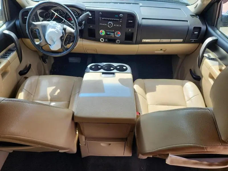 2011 CHEVROLET SILVERADO C1500 LT  