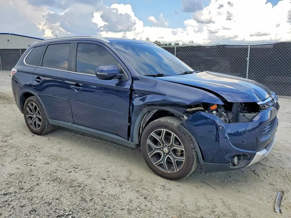 2015 MITSUBISHI OUTLANDER GT  