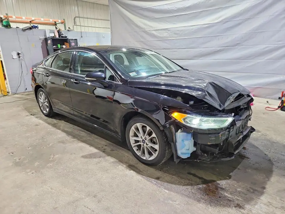 2019 FORD FUSION TITANIUM  