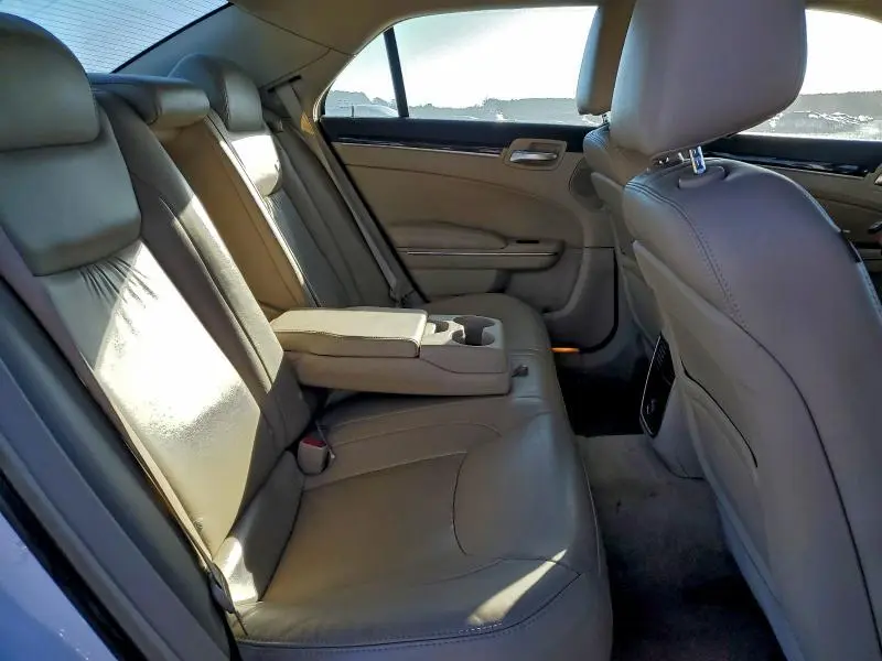 2011 CHRYSLER 300 LIMITED  