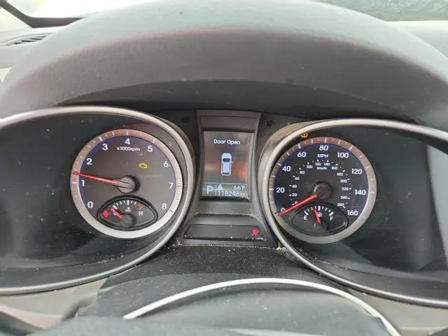 2016 HYUNDAI SANTA FE SE  