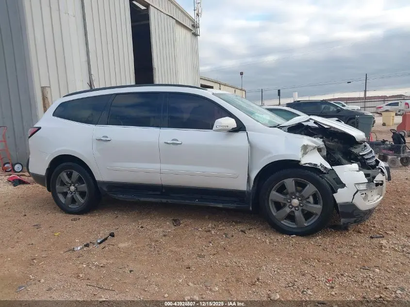 2017 CHEVROLET TRAVERSE 2LT