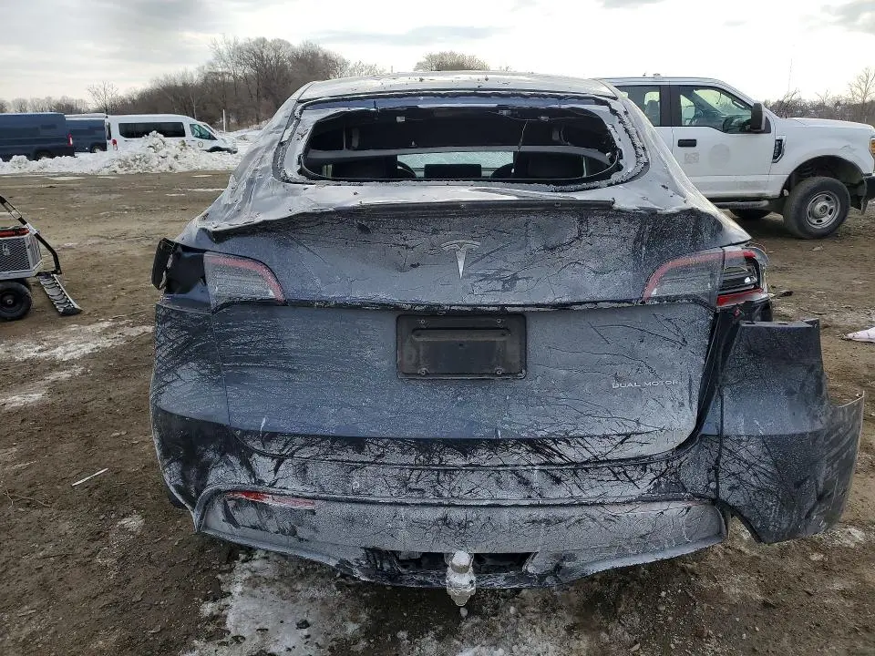 2022 TESLA MODEL Y   