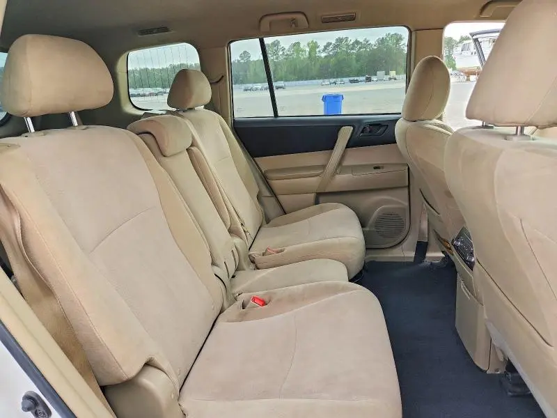 2013 TOYOTA HIGHLANDER BASE  