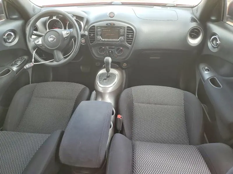 2015 NISSAN JUKE S  