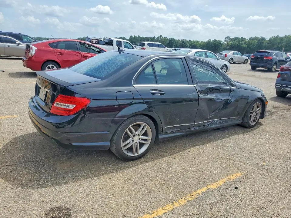 2013 MERCEDES-BENZ C 250  