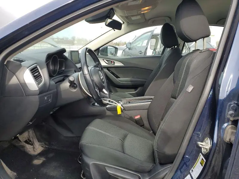 2017 MAZDA 3 TOURING  