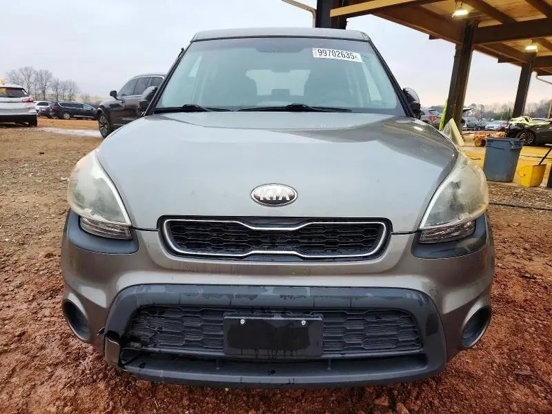 2013 KIA SOUL +  