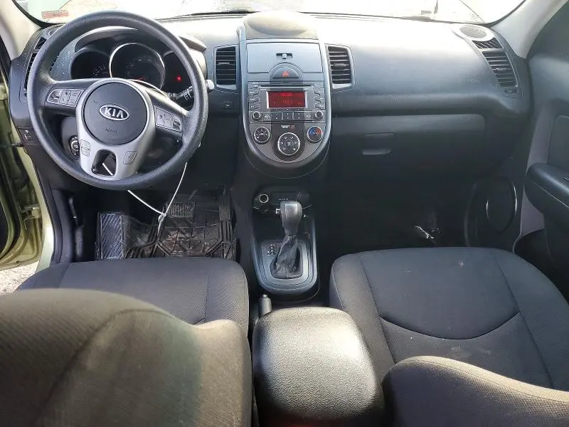 2011 KIA SOUL +  
