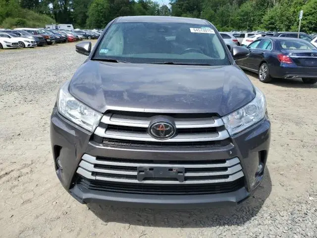 2017 TOYOTA HIGHLANDER LE  