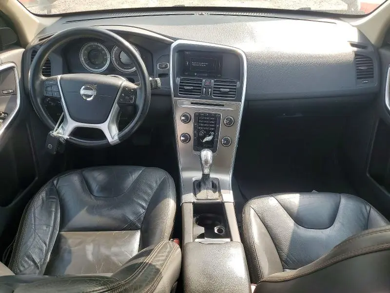 2013 VOLVO XC60 3.2  