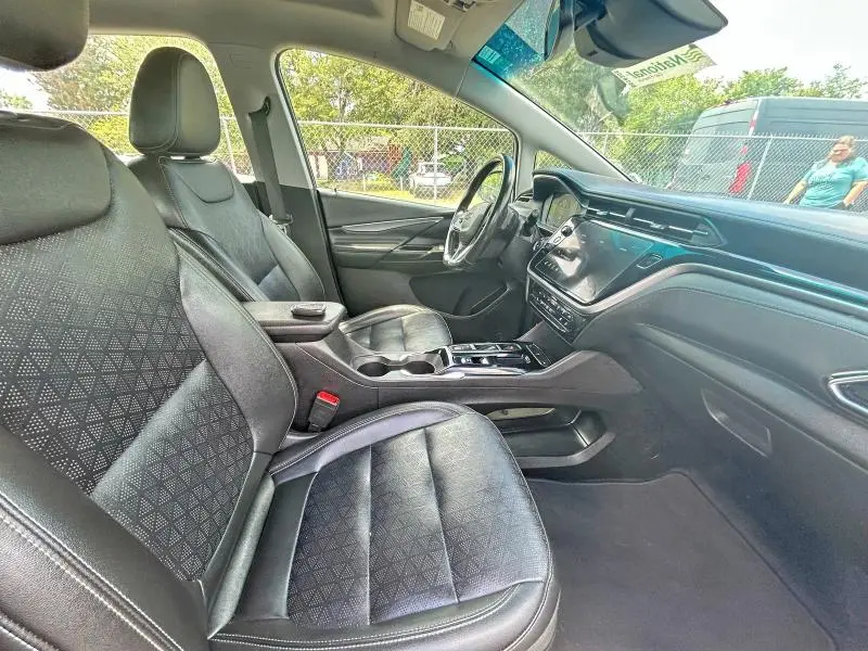2023 CHEVROLET BOLT EV 2LT  