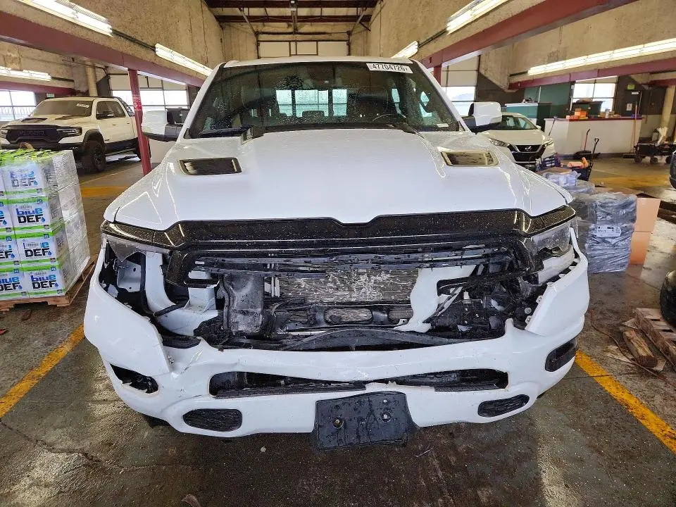 2020 RAM 1500 LARAMIE  