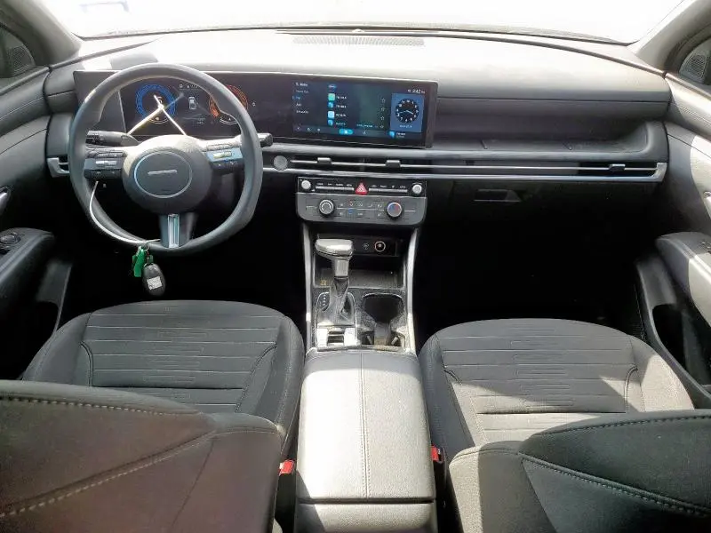 2025 HYUNDAI SANTA CRUZ SE  