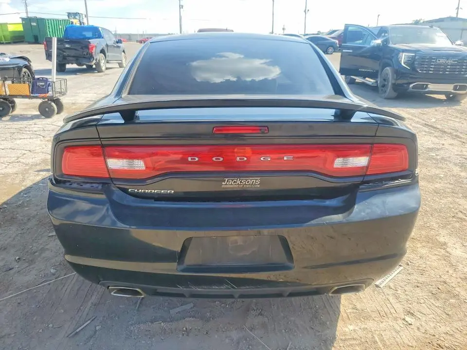 2012 DODGE CHARGER SE  