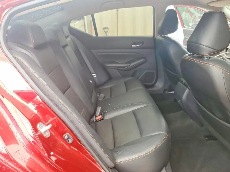 2019 NISSAN ALTIMA SR  