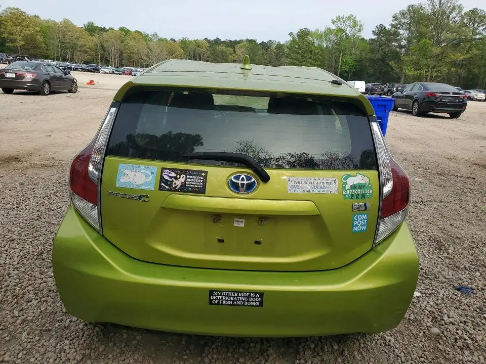 2016 TOYOTA PRIUS C TWO  