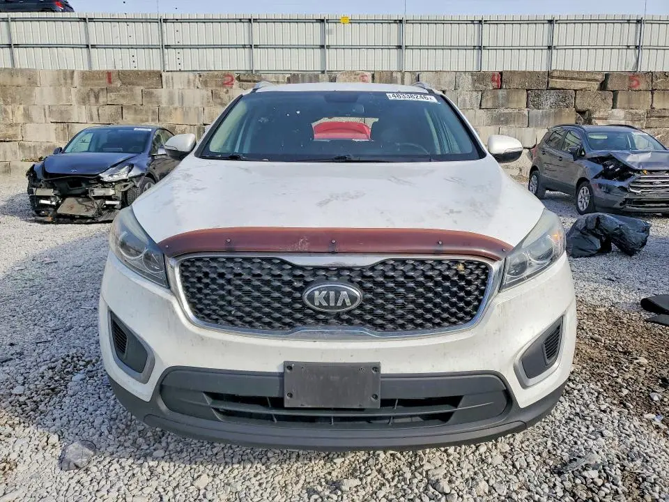 2017 KIA SORENTO LX  