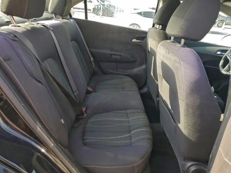 2015 CHEVROLET SONIC LT  