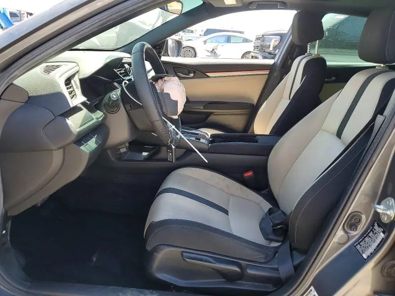 2018 HONDA CIVIC EX  