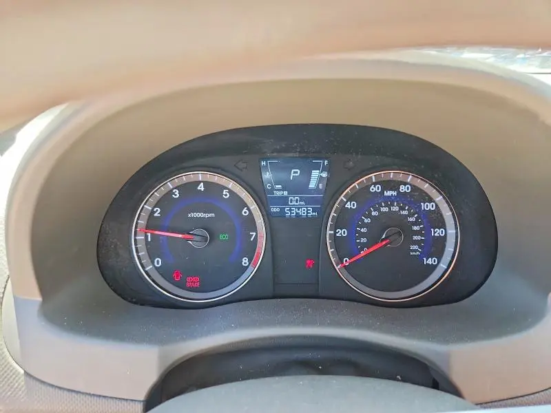 2012 HYUNDAI ACCENT GLS  