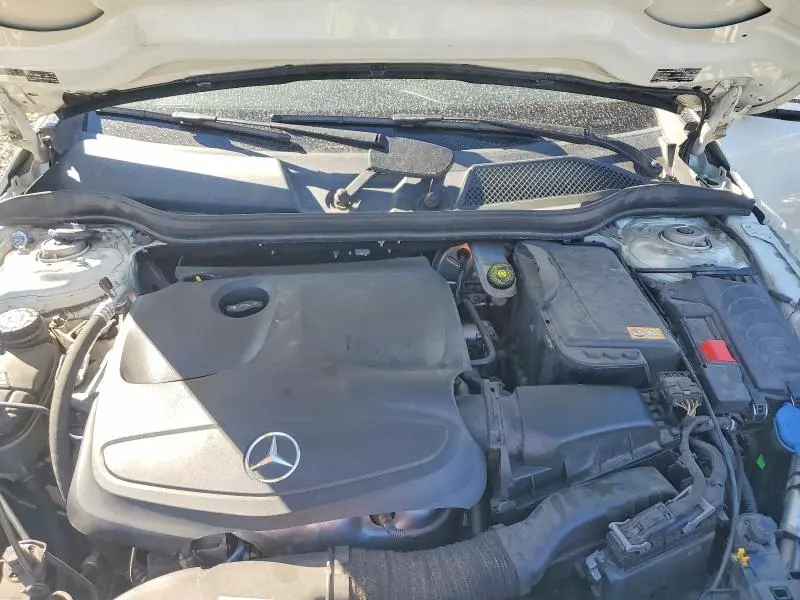 2015 MERCEDES-BENZ GLA 250 4MATIC  
