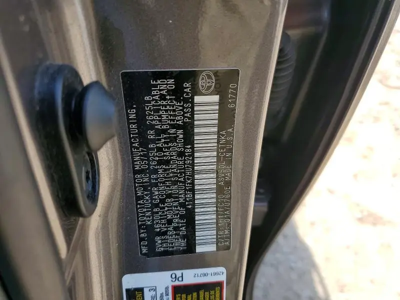 2017 TOYOTA CAMRY LE  