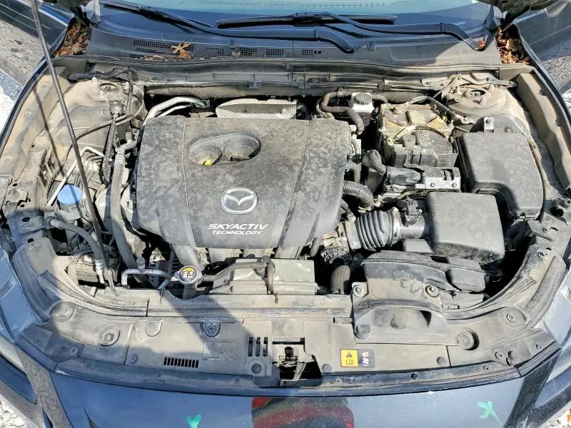 2018 MAZDA 3 TOURING  