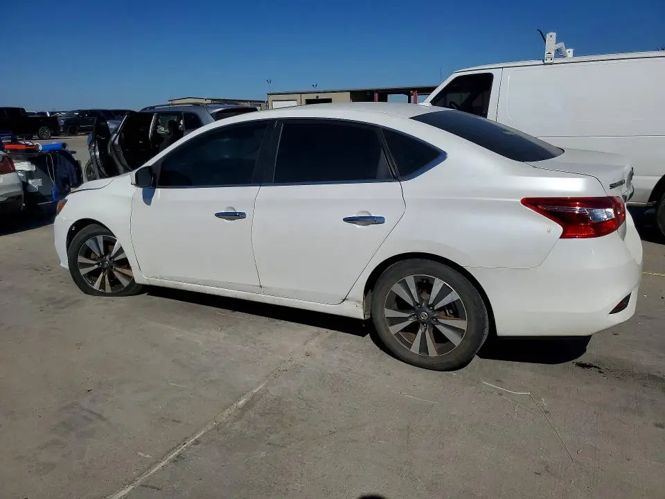 2019 NISSAN SENTRA SV  