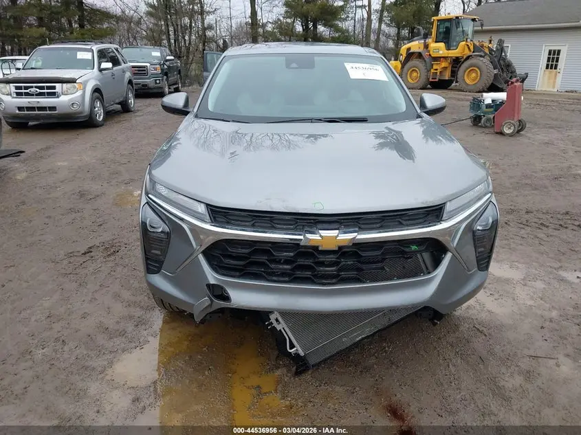 2025 CHEVROLET TRAX FWD LS