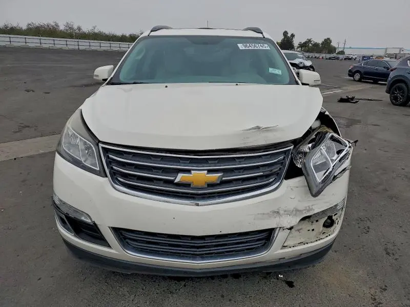 2015 CHEVROLET TRAVERSE LT  