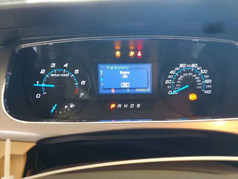2015 FORD TAURUS SEL  