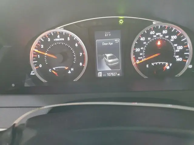 2016 TOYOTA CAMRY LE  