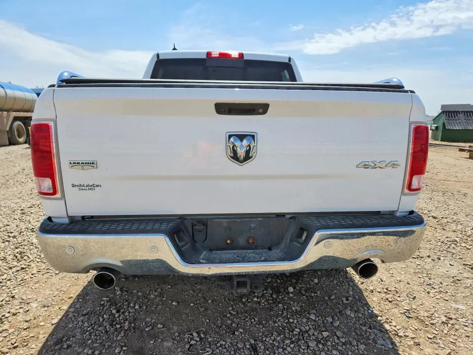2015 RAM 1500 LARAMIE  