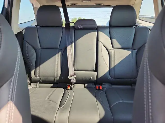 2022 SUBARU FORESTER LIMITED  