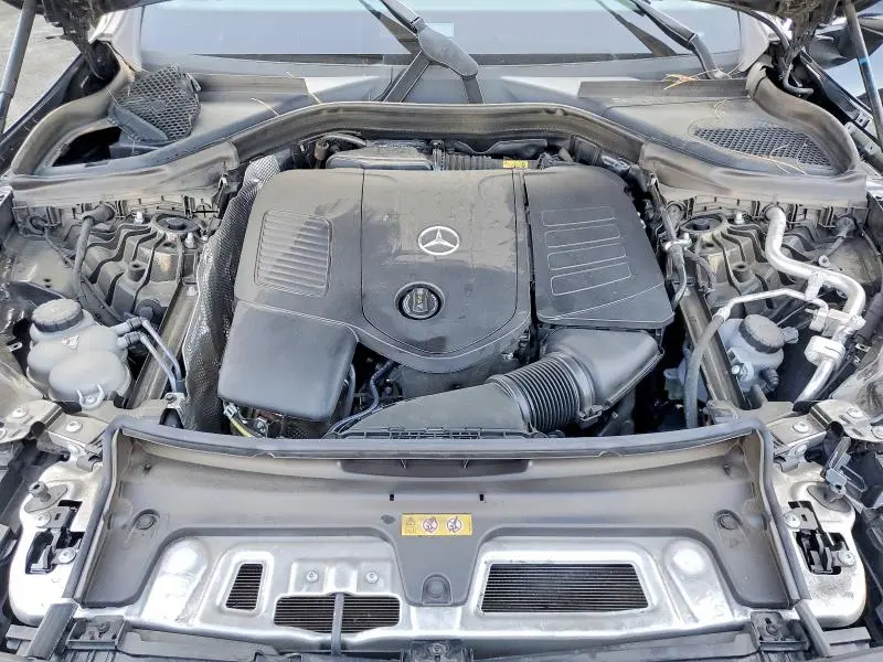 2024 MERCEDES-BENZ GLC 300  