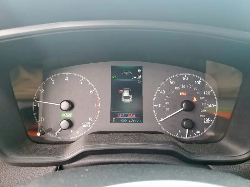 2023 TOYOTA COROLLA CROSS LE  