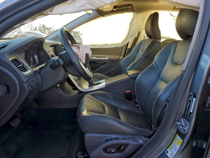 2017 VOLVO S60 DYNAMIC  