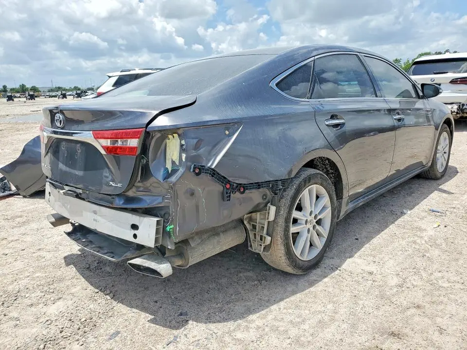 2013 TOYOTA AVALON XLE  