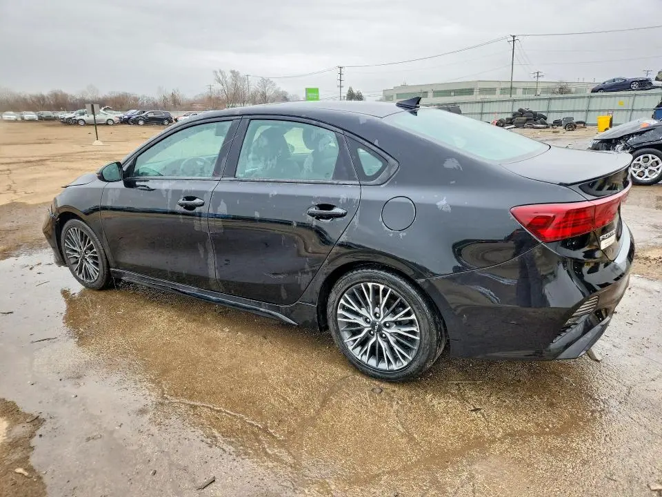 2024 KIA FORTE GT-LINE  