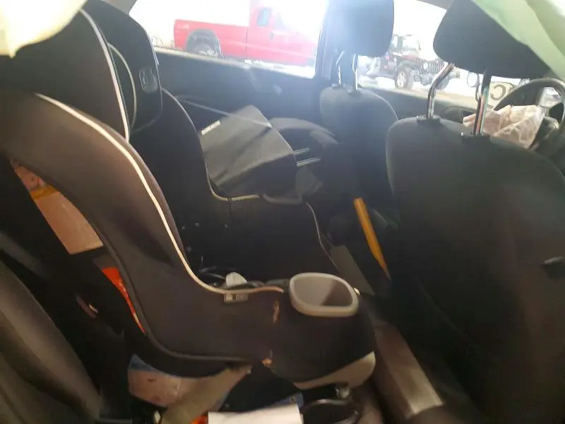 2017 FORD FIESTA SE  