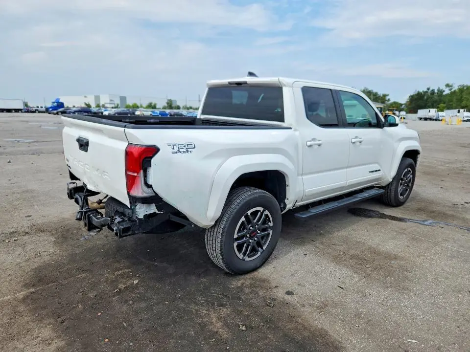 2025 TOYOTA TACOMA TRD SPORT  