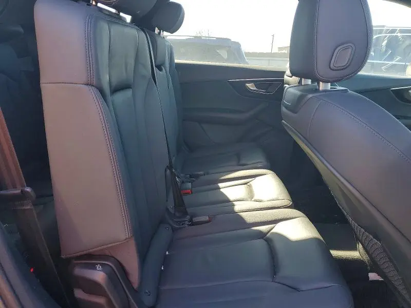 2021 AUDI Q7 PREMIUM  