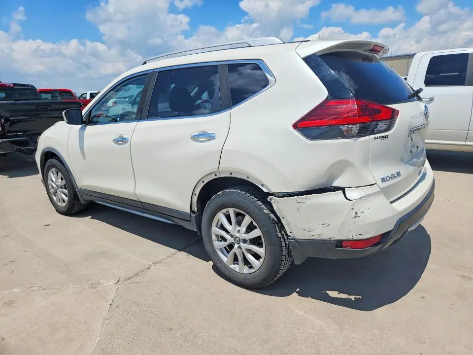 2017 NISSAN ROGUE SV  